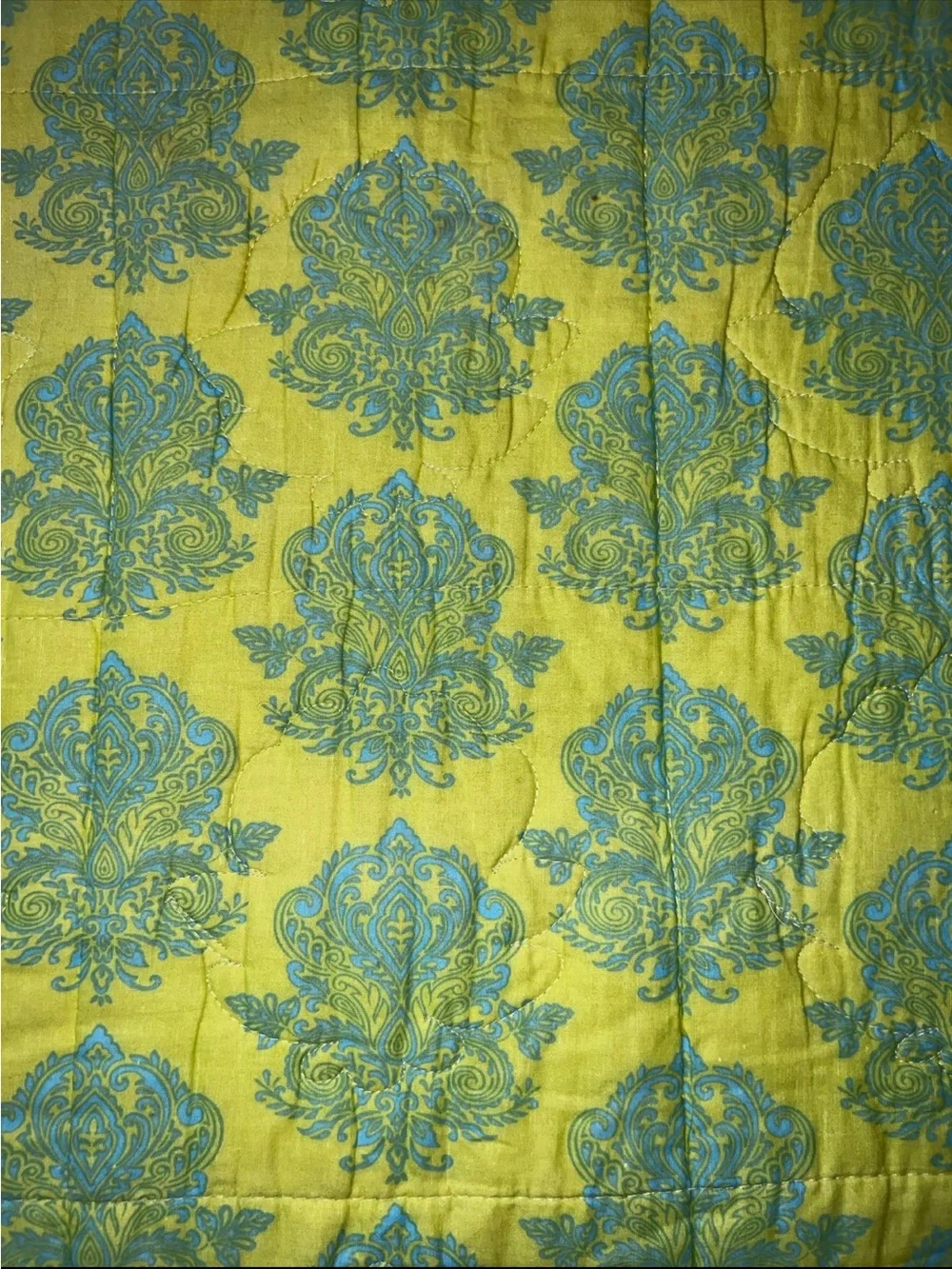 Cynthia Rowley Full/Queen Reversible Quilt